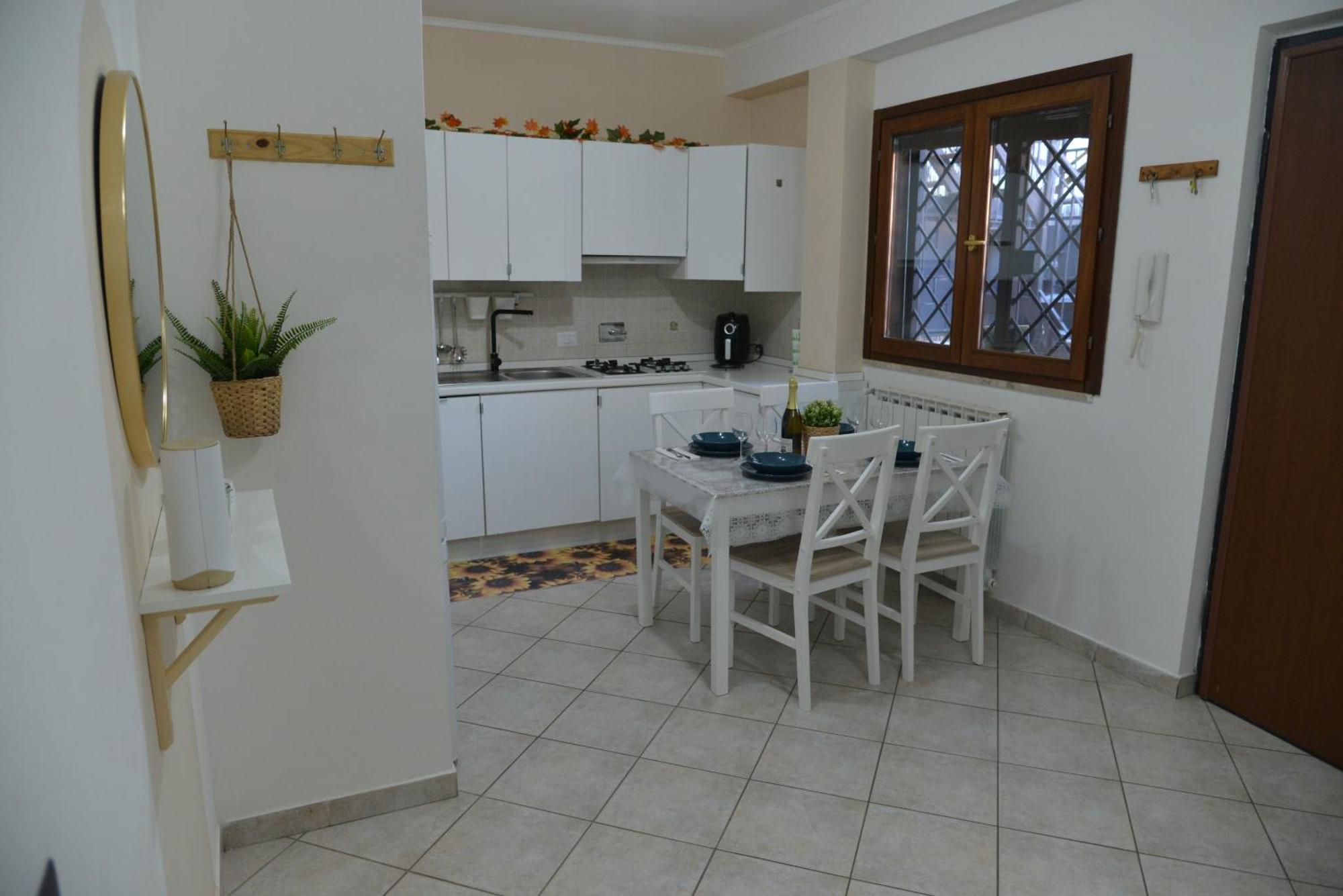 Casa Indipendente A 5 Minuti Da Aeroporto Di E Holiday home *