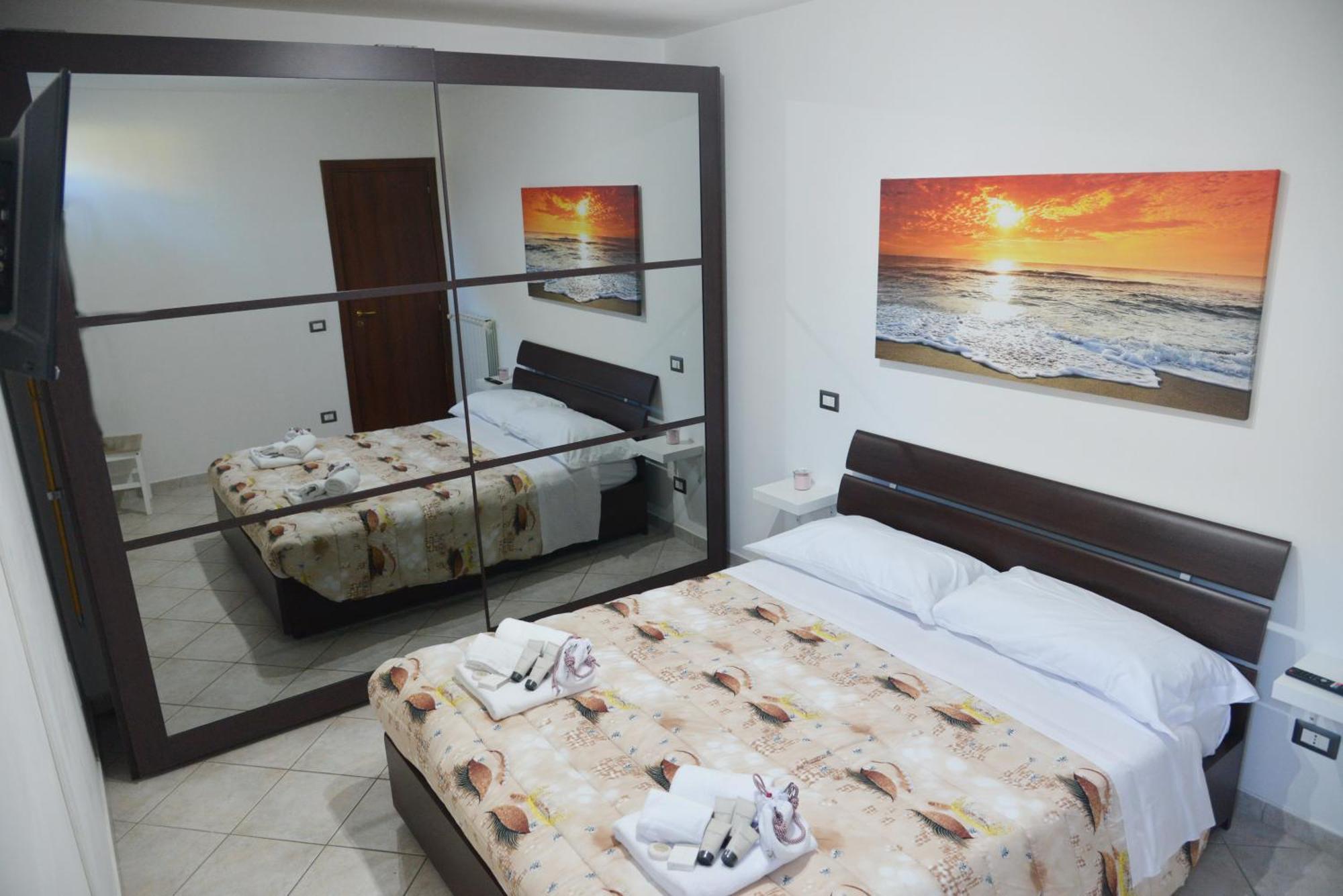 Holiday home Casa Indipendente A 5 Minuti Da Aeroporto Di E