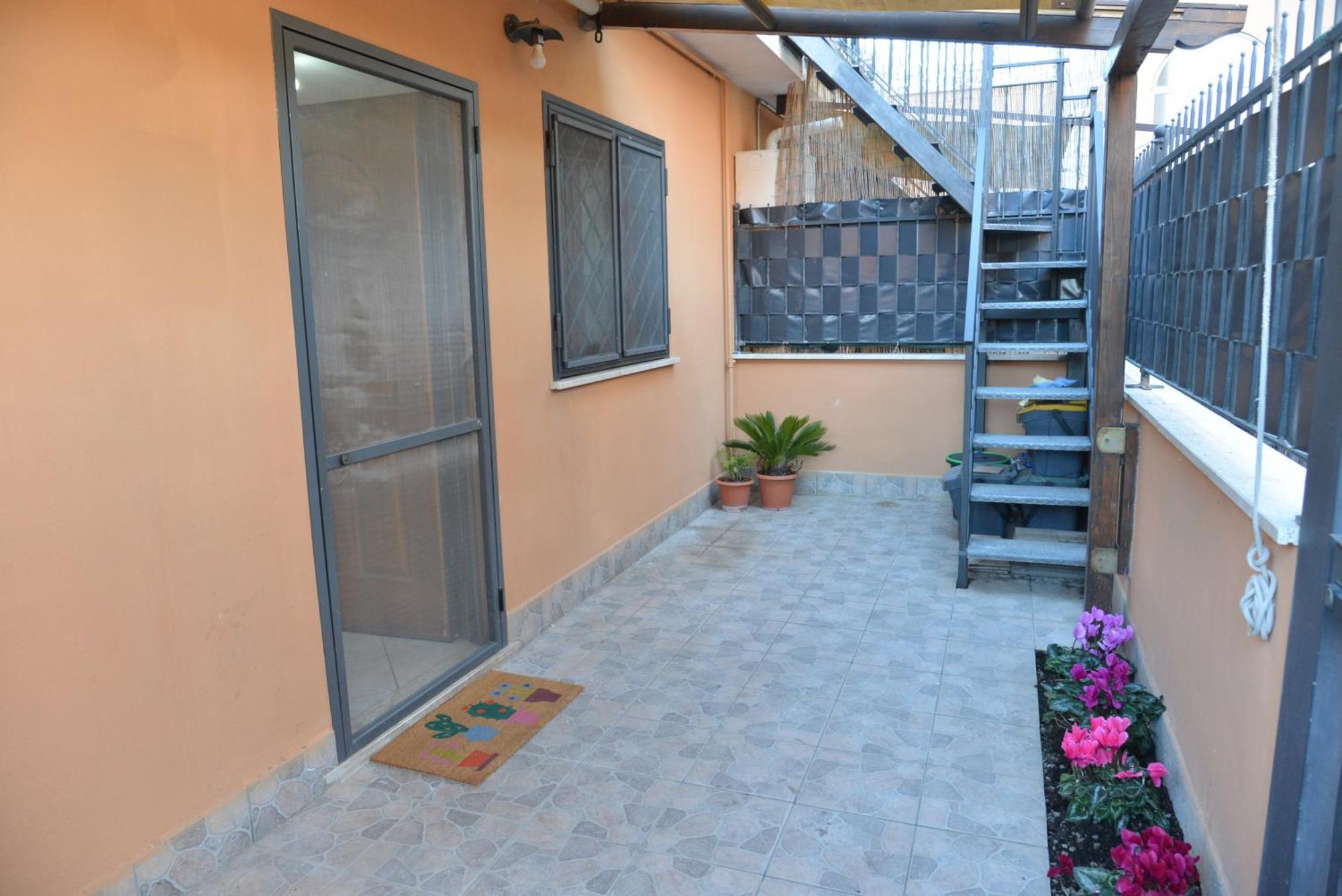 Casa Indipendente A 5 Minuti Da Aeroporto Di E Holiday home Fiumicino